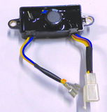  CHINY   FESZÜLTSÉG SZABÁLYZÓ AVR 2-3 kW 330 uF 250 V 90-FOKOS 