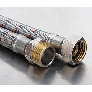 CSEKE Flexibilis Bekötőcső Vízre 3/8" BB termék fő termékképe